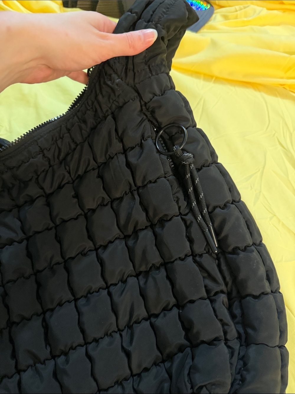 Quilted Black Shoulder Bag - Picture 4 of 4